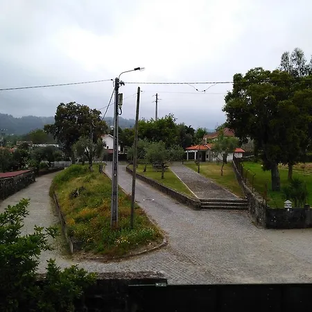 Landsted Quintinha Com Casa Rustica Crespos