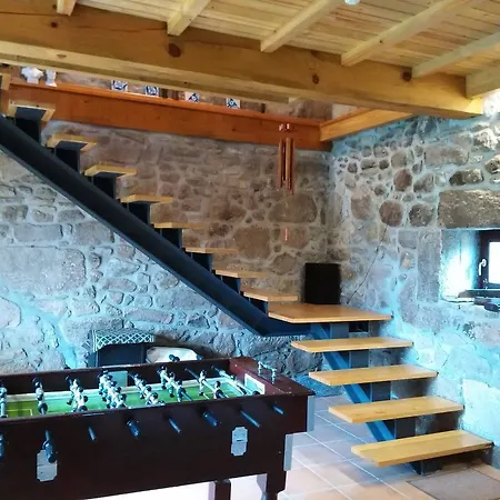 Quintinha Com Casa Rustica *